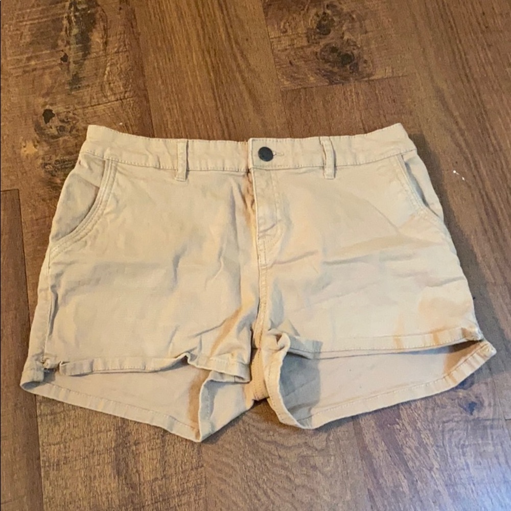 Khaki shorts